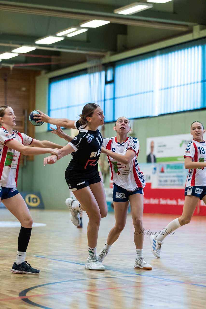 Bild 35 - wCJ SV Henstedt Ulzburg - SG HH-Nord : Ergebnis: 24:24